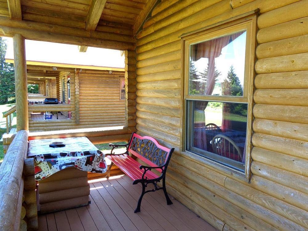 Cajun Cedar Log Cottages Margaree Forks Exterior foto